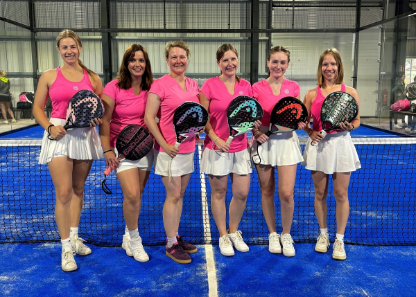 v.l.: Vanessa Schwarzer, Maria Lobe, Melanie Linke, Stefanie Rother, Carlotta Güse und Janina Müller