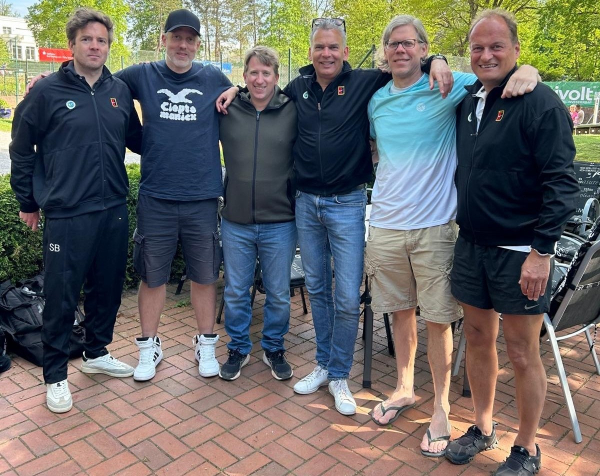 von links: Sebastian Benning, Philipp Stolz, Kai Kersten, Markus Gedigk, Tilman Oest, Rainer Dunkerbeck