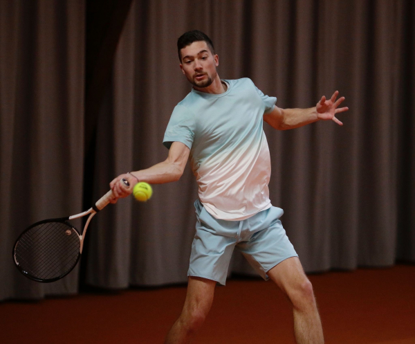 Yannick Pott ist Hallen-Bezirksmeister 2025