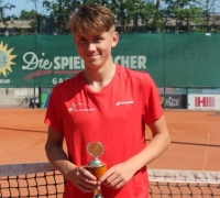 Louis Nass gewinnt Espelkamp Open